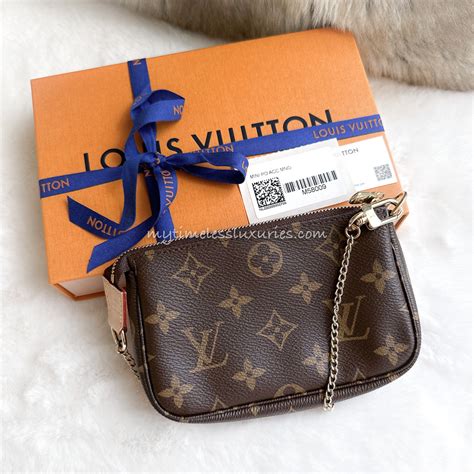 louis vuitton pochette bunt|louis vuitton pochette monogram.